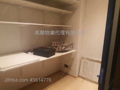 浚峯 售盤 3 房 547 平方呎 浚峯 售盤 3 房 547 平方呎