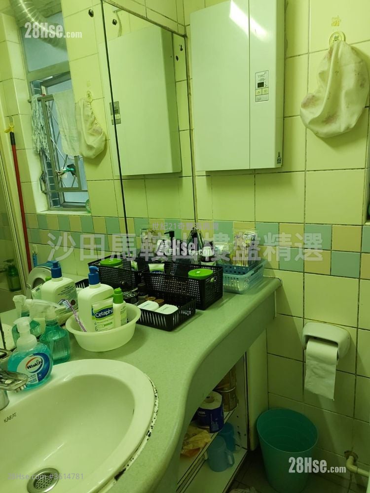 Kam Tai Court Sell 2 Bedrooms , 1 Bathroom 521 ft² Kam Tai Court Sell 2 Bedrooms , 1 Bathroom 521 ft²
