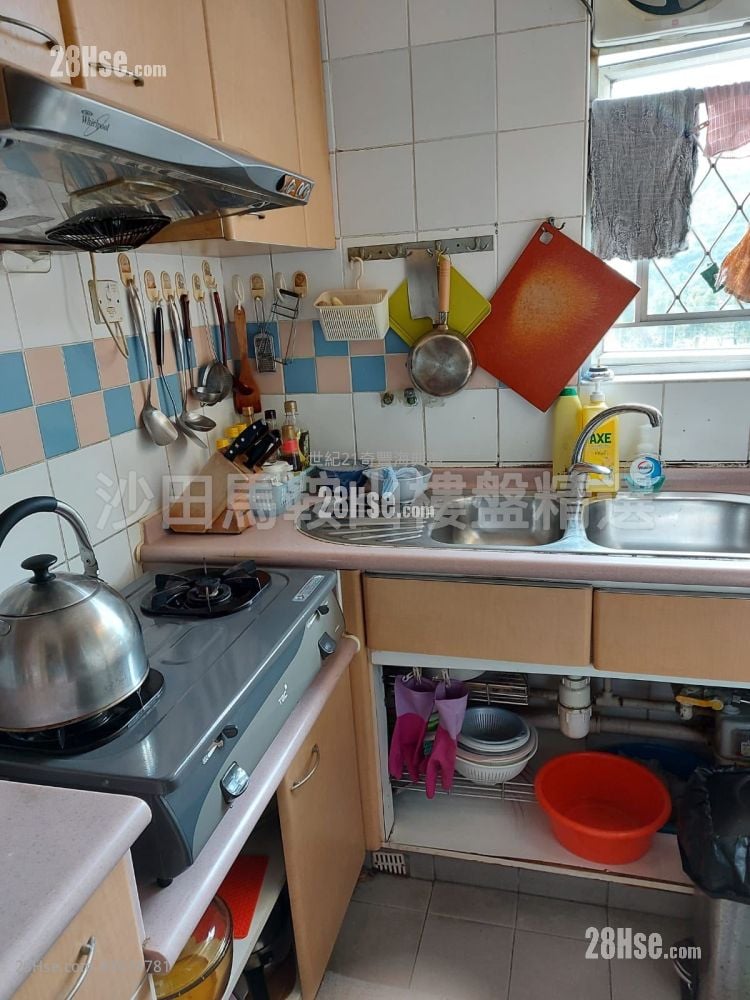 Kam Tai Court Sell 2 Bedrooms , 1 Bathroom 521 ft² Kam Tai Court Sell 2 Bedrooms , 1 Bathroom 521 ft²