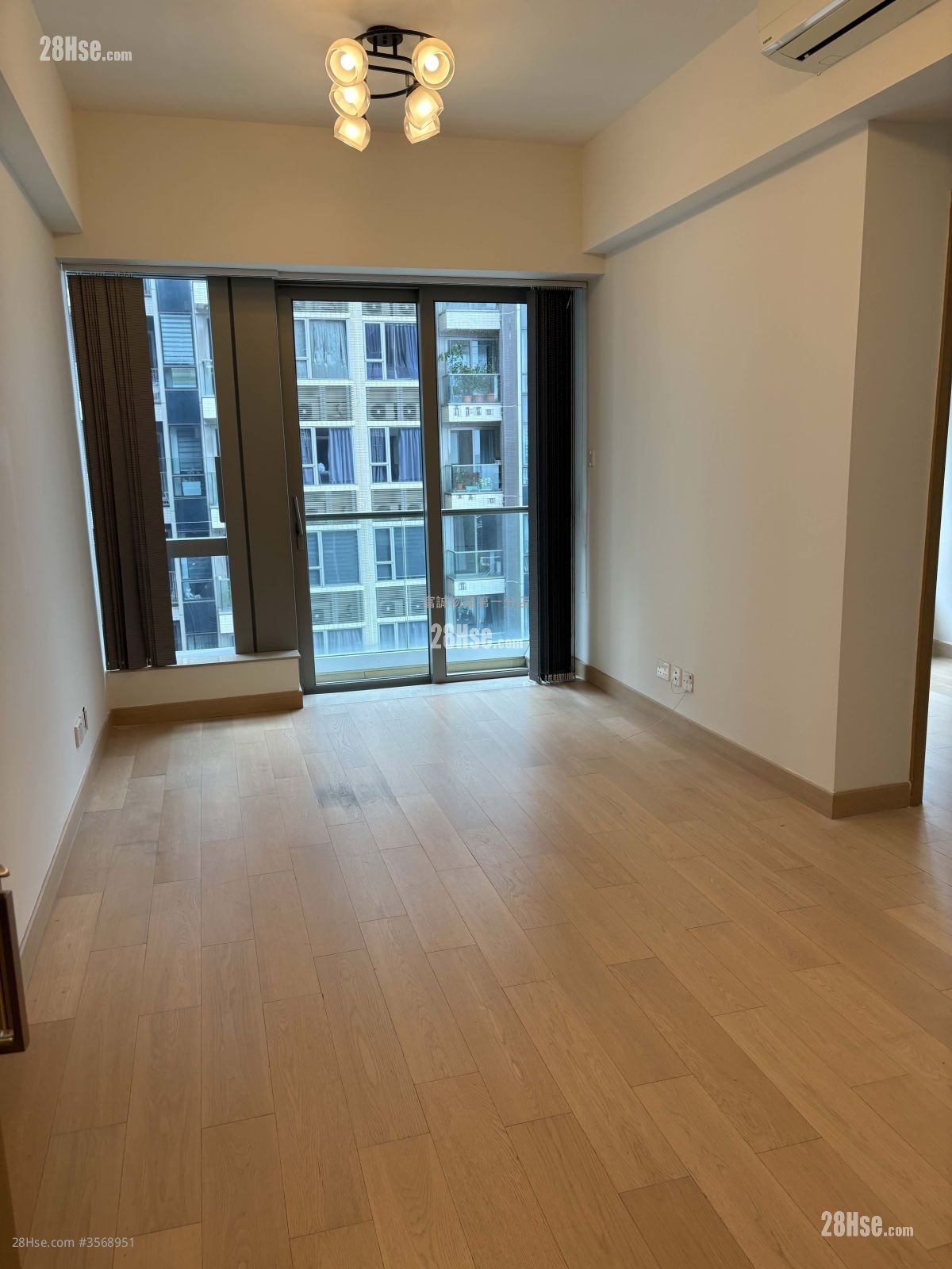 Peninsula East Rental 2 Bedrooms , 1 Bathroom 517 ft²