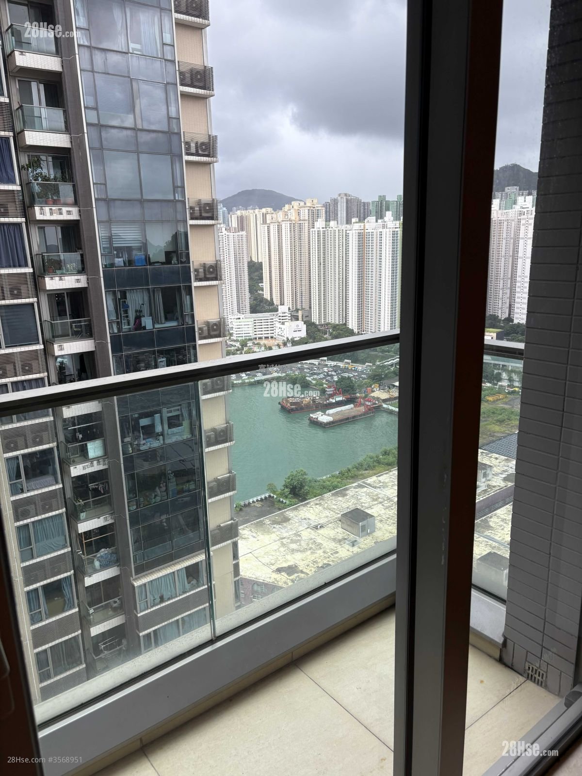 Peninsula East Rental 2 Bedrooms , 1 Bathroom 517 ft² Peninsula East Rental 2 Bedrooms , 1 Bathroom 517 ft²