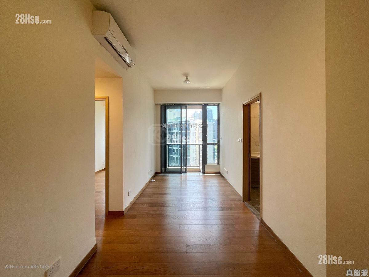 The Papillons Sell 2 Bedrooms , 1 Bathroom 530 ft²