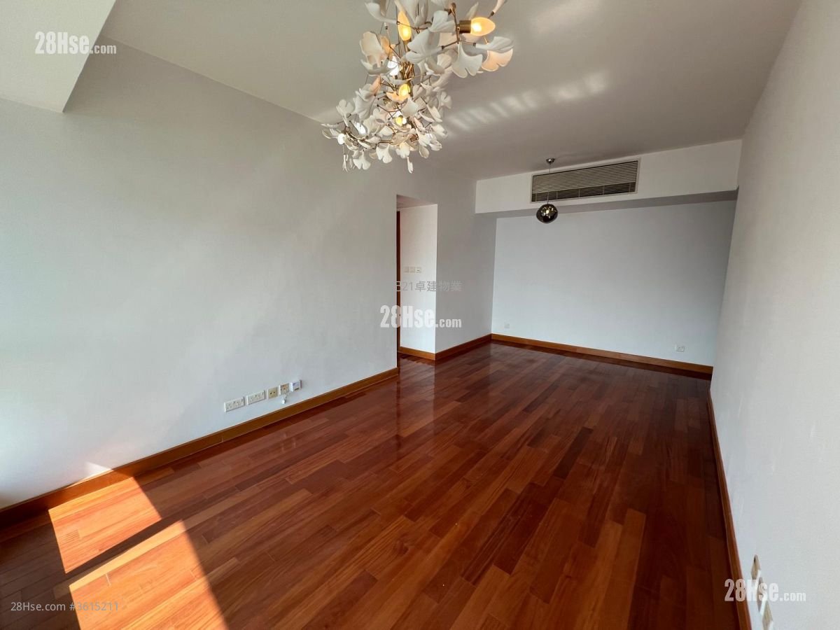 君临天下 售盘 2 房 , 2 浴室 750 平方尺 君临天下 售盘 2 房 , 2 浴室 750 平方尺