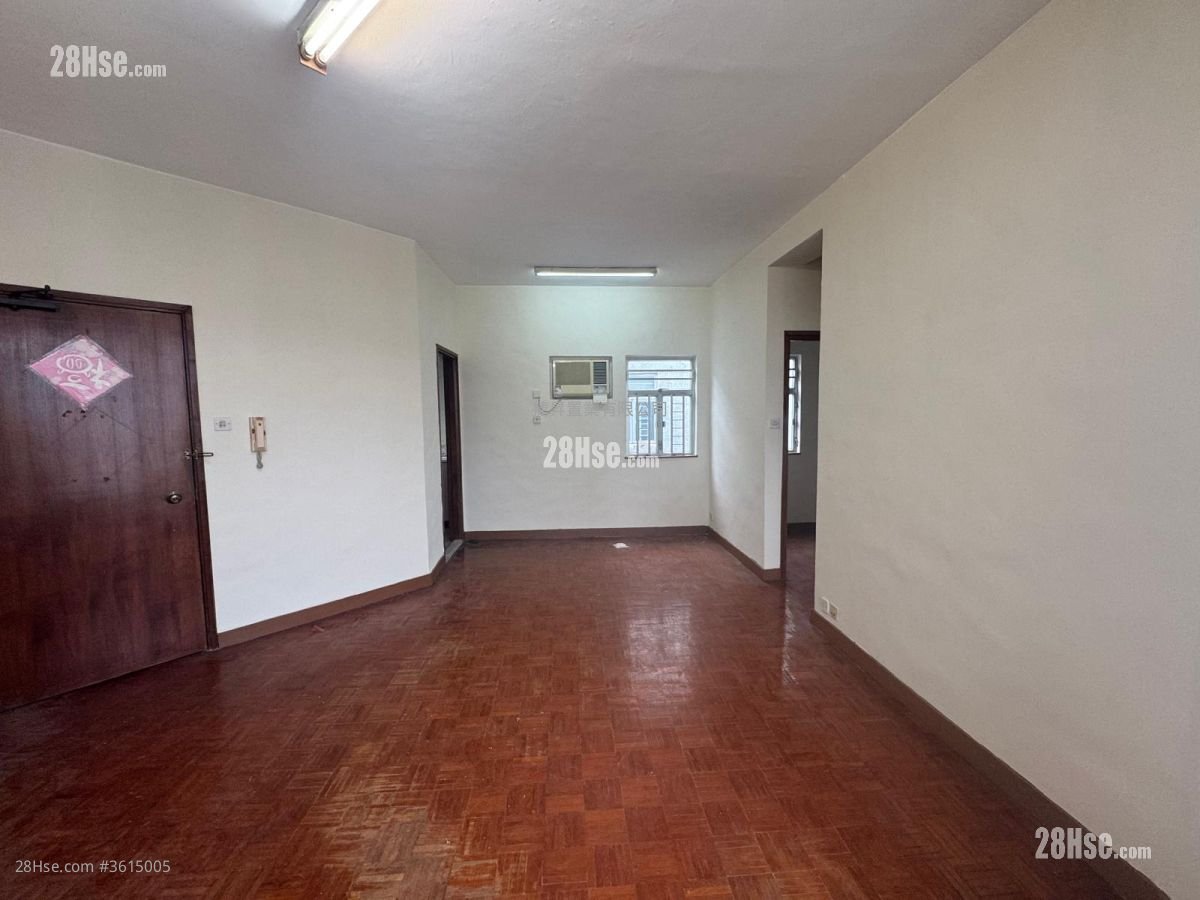 黃埔花園 售盤 4 房 , 2 浴室 797 平方呎 黃埔花園 售盤 4 房 , 2 浴室 797 平方呎