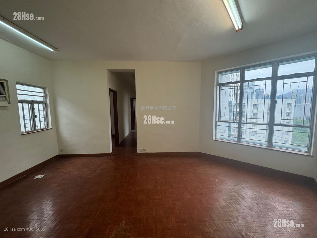 黃埔花園 售盤 4 房 , 2 浴室 797 平方呎 黃埔花園 售盤 4 房 , 2 浴室 797 平方呎