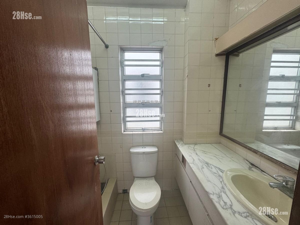 黃埔花園 售盤 4 房 , 2 浴室 797 平方呎 黃埔花園 售盤 4 房 , 2 浴室 797 平方呎