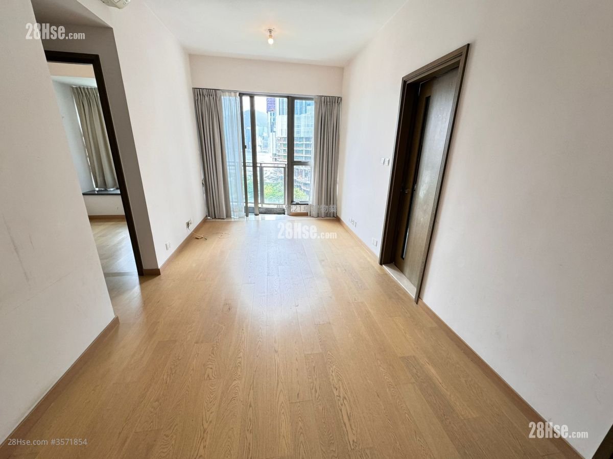 The Austin Sell 2 Bedrooms , 2 Bathrooms 621 ft² The Austin Sell 2 Bedrooms , 2 Bathrooms 621 ft²