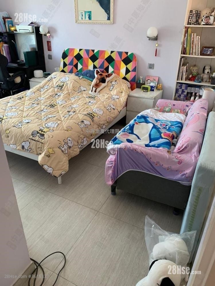 启欣轩 售盘 4 房 , 2 浴室 927 平方尺 启欣轩 售盘 4 房 , 2 浴室 927 平方尺