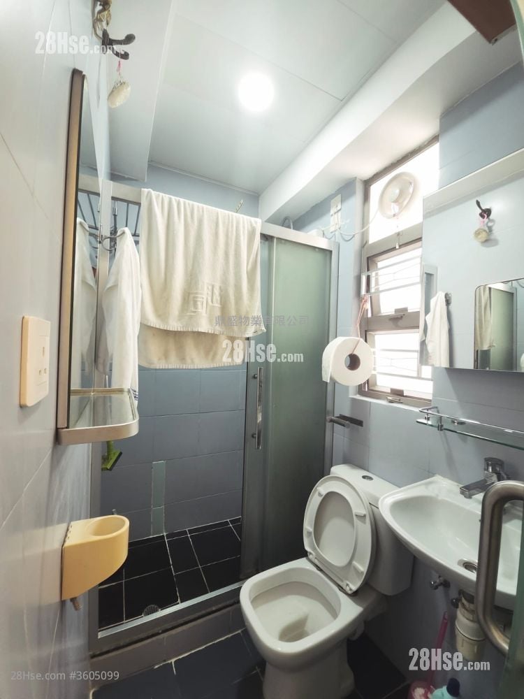 興邦大廈 租盤 2 房 , 1 浴室 294 平方呎