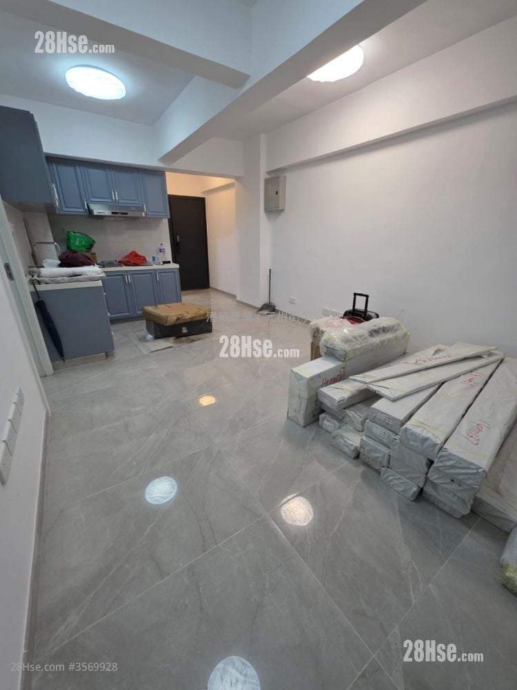 鸿裕大厦 售盘 2 房 405 平方尺 鸿裕大厦 售盘 2 房 405 平方尺