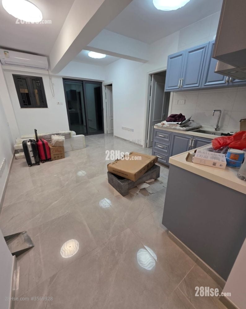 鸿裕大厦 售盘 2 房 405 平方尺 鸿裕大厦 售盘 2 房 405 平方尺