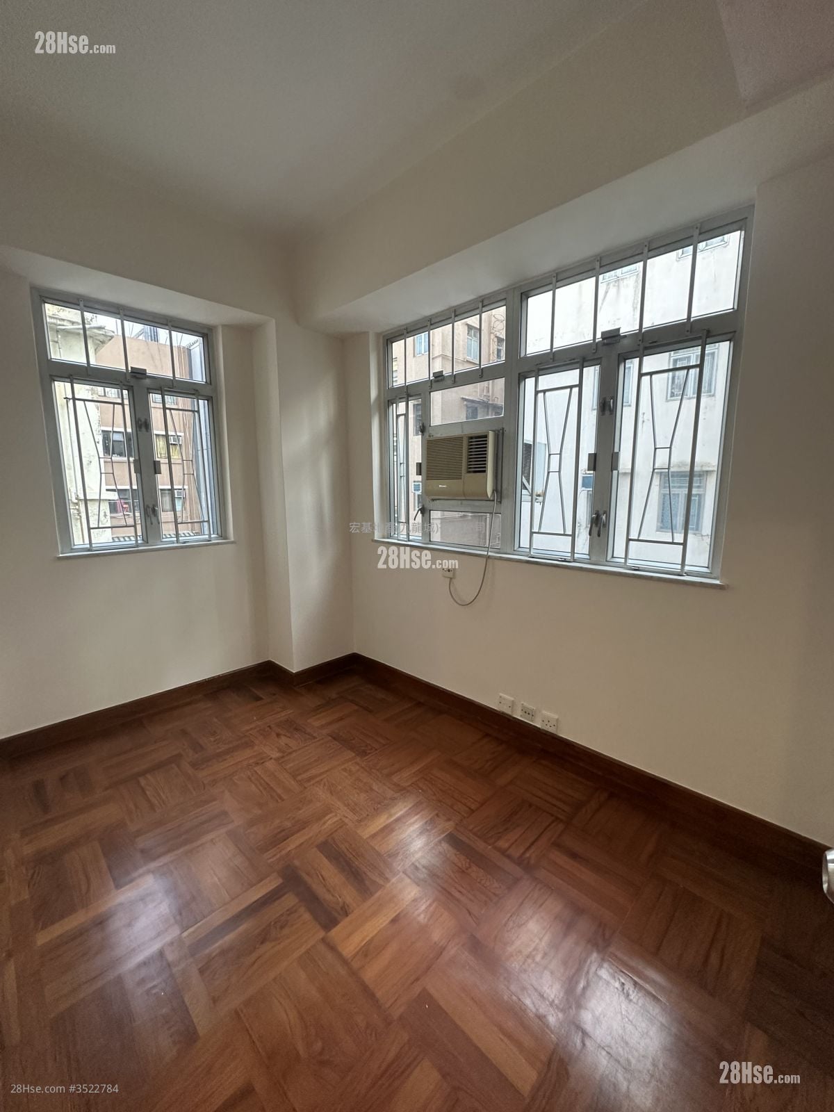 唐楼 租盘 3 房 , 1 浴室 443 平方尺