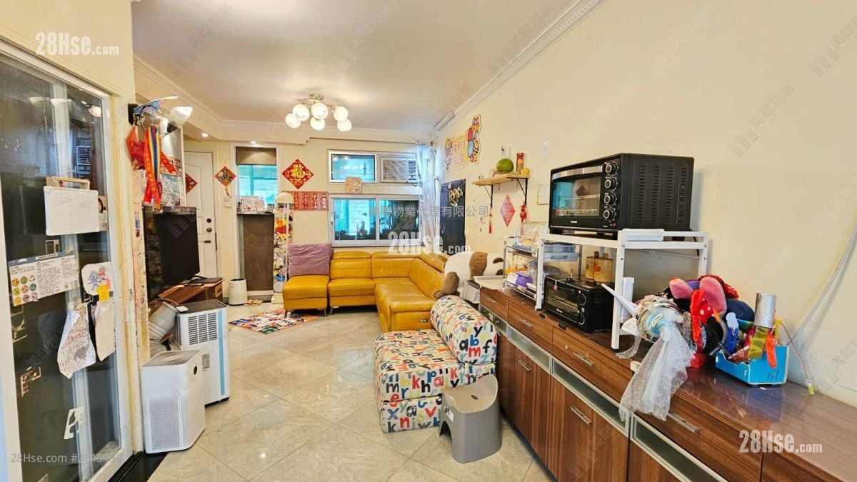 锦绣花园 售盘 3 房 902 平方尺 锦绣花园 售盘 3 房 902 平方尺