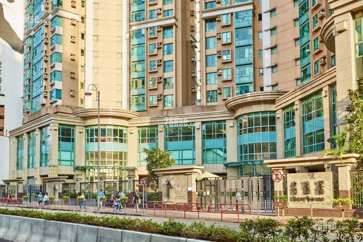 名逸居 售盤 3 房 , 1 浴室 779 平方呎 名逸居 售盤 3 房 , 1 浴室 779 平方呎