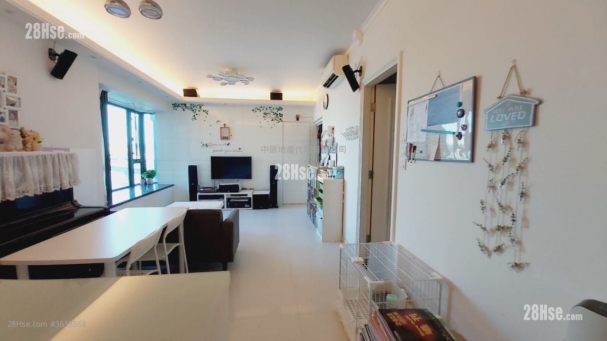 Villa Esplanada Rental 3 Bedrooms , 2 Bathrooms 751 ft² Villa Esplanada Rental 3 Bedrooms , 2 Bathrooms 751 ft²