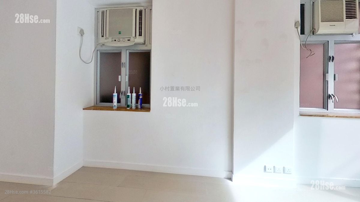 living room: Ming Sun Building Rental 3 Bedrooms , 2 Bathrooms 835 ft² living room: Ming Sun Building Rental 3 Bedrooms , 2 Bathrooms 835 ft²