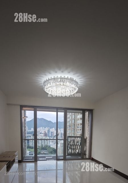 Celestial Heights Rental 3 Bedrooms , 2 Bathrooms 1,252 ft²
