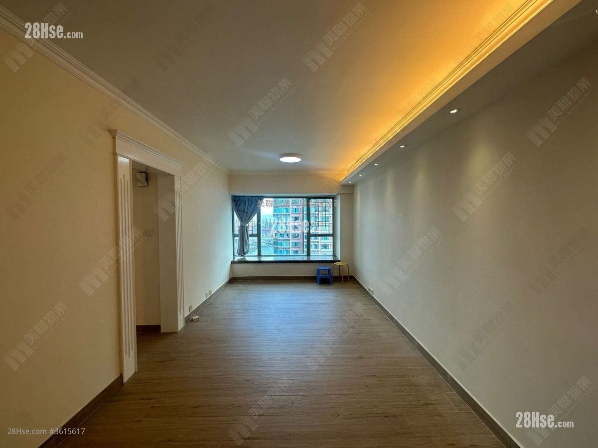 Tierra Verde Sell 3 Bedrooms 670 ft²
