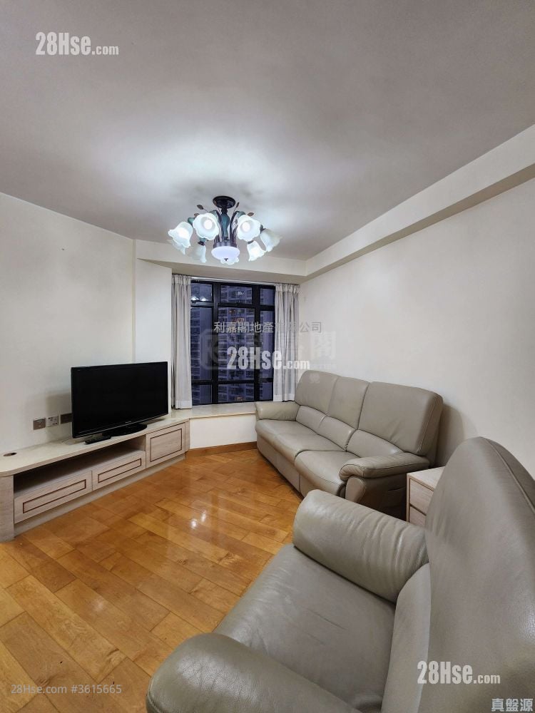 Kornhill Sell 3 Bedrooms , 1 Bathroom 616 ft² Kornhill Sell 3 Bedrooms , 1 Bathroom 616 ft²