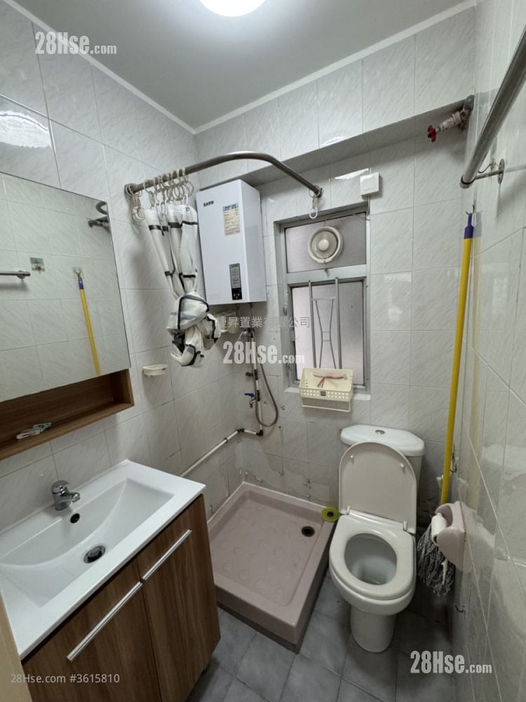 隆基大樓 售盤 2 房 , 1 浴室 357 平方呎 隆基大樓 售盤 2 房 , 1 浴室 357 平方呎