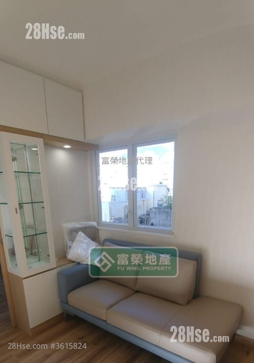 Hing Yip Building  Sell 2 Bedrooms , 1 Bathroom 427 ft² Hing Yip Building  Sell 2 Bedrooms , 1 Bathroom 427 ft²