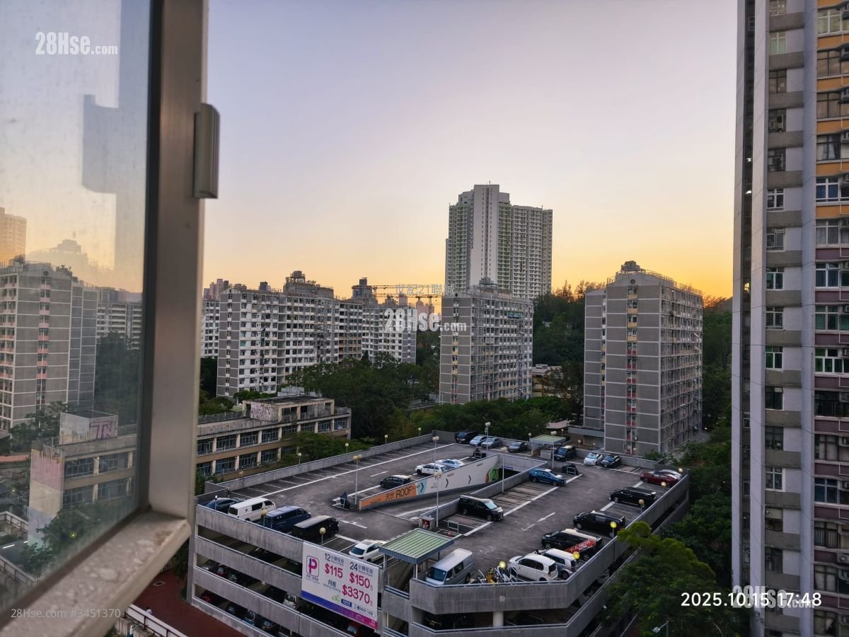 Tung Tau (Ii) Estate Sell 2 Bedrooms , 1 Bathroom 358 ft²