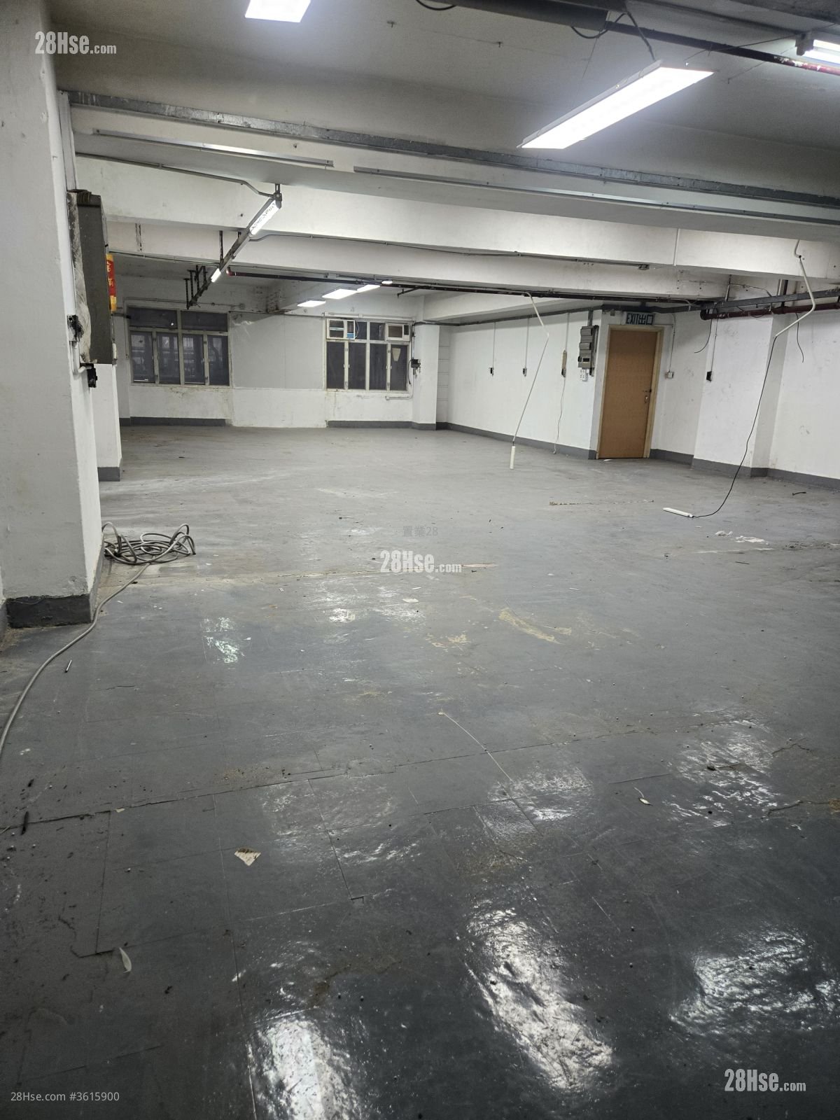Speedy Industrial Building Rental 2,218 ft²