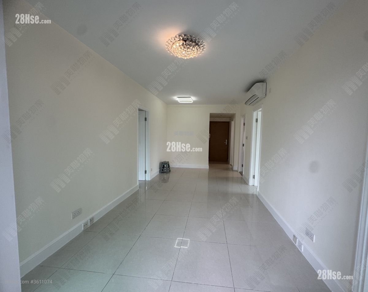 城中駅 售盤 3 房 , 1 浴室 594 平方呎 城中駅 售盤 3 房 , 1 浴室 594 平方呎