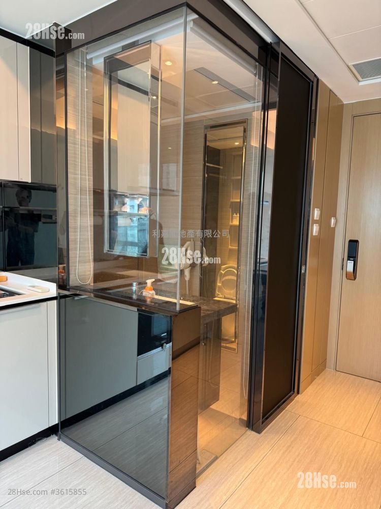 匯璽 租盤 271 平方呎 匯璽 租盤 271 平方呎