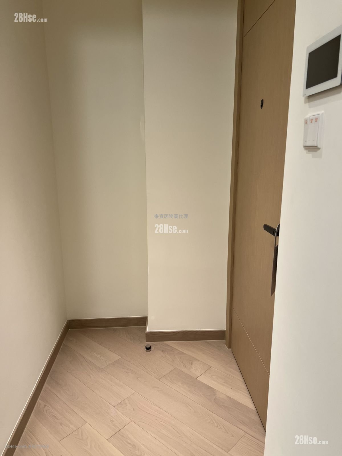 Grand Mayfair  Rental 513 ft² Grand Mayfair  Rental 513 ft²