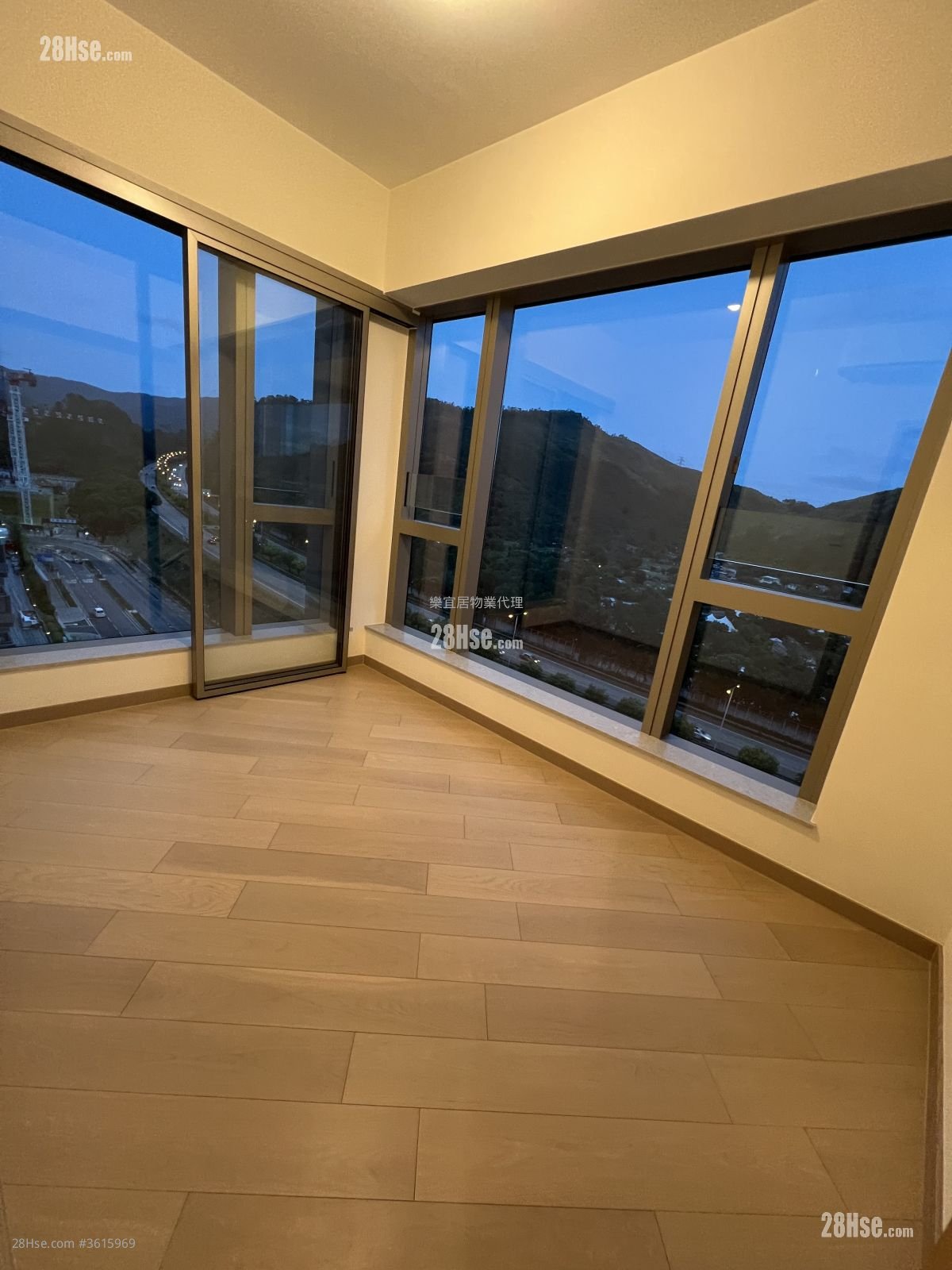 Grand Mayfair  Rental 513 ft² Grand Mayfair  Rental 513 ft²