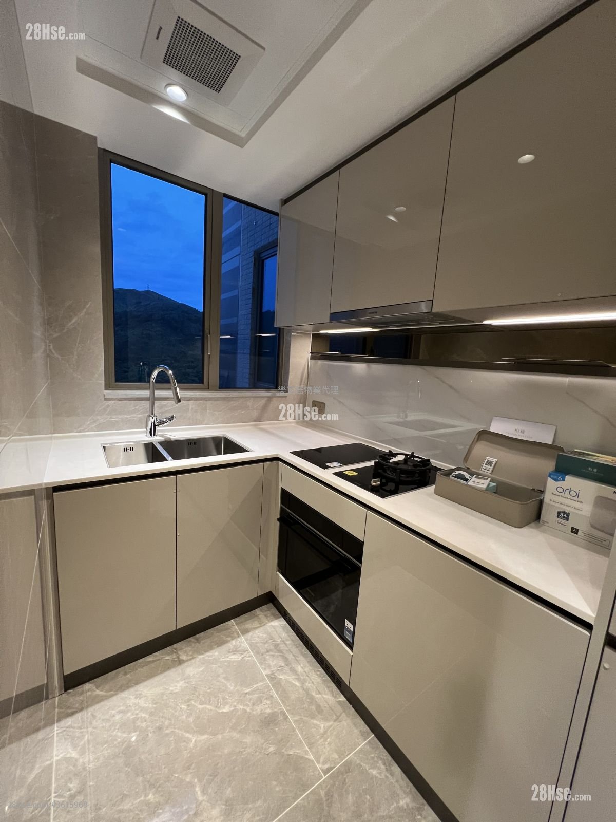 Grand Mayfair  Rental 513 ft² Grand Mayfair  Rental 513 ft²