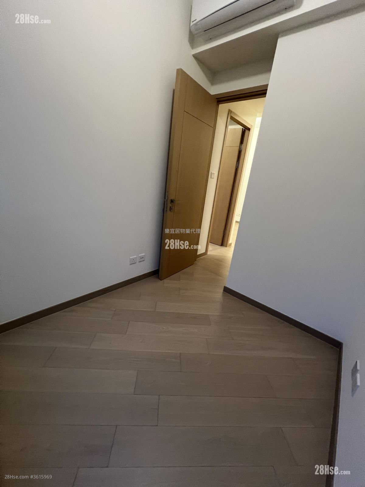 Grand Mayfair  Rental 513 ft² Grand Mayfair  Rental 513 ft²