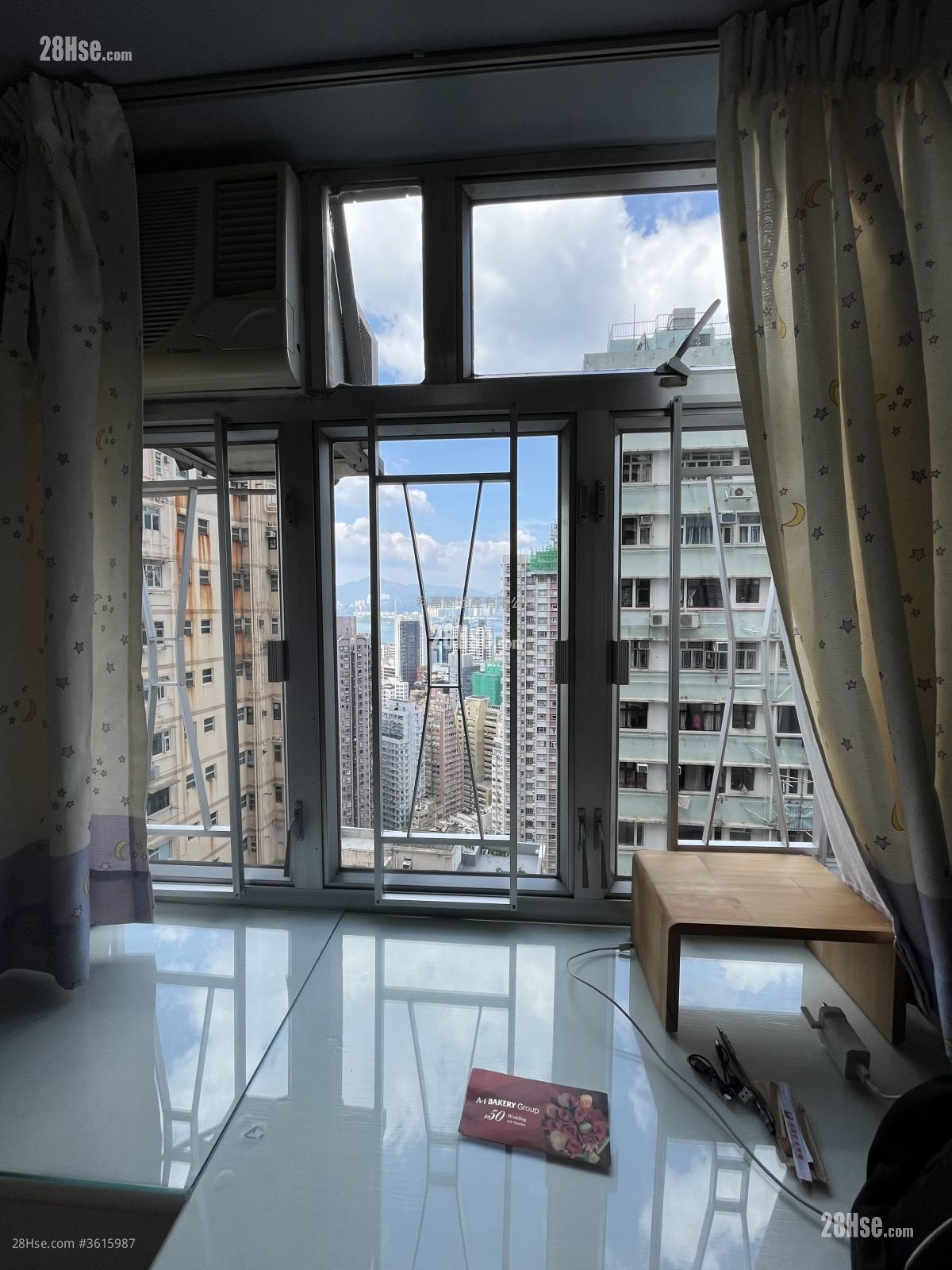 万翠花园 售盘 3 房 , 1 浴室 520 平方尺 万翠花园 售盘 3 房 , 1 浴室 520 平方尺