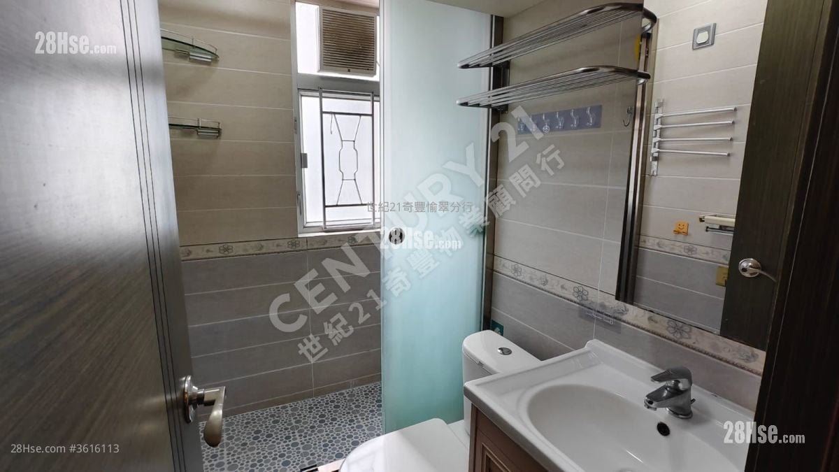 沙田第一城 售盘 3 房 , 1 浴室 484 平方尺 沙田第一城 售盘 3 房 , 1 浴室 484 平方尺