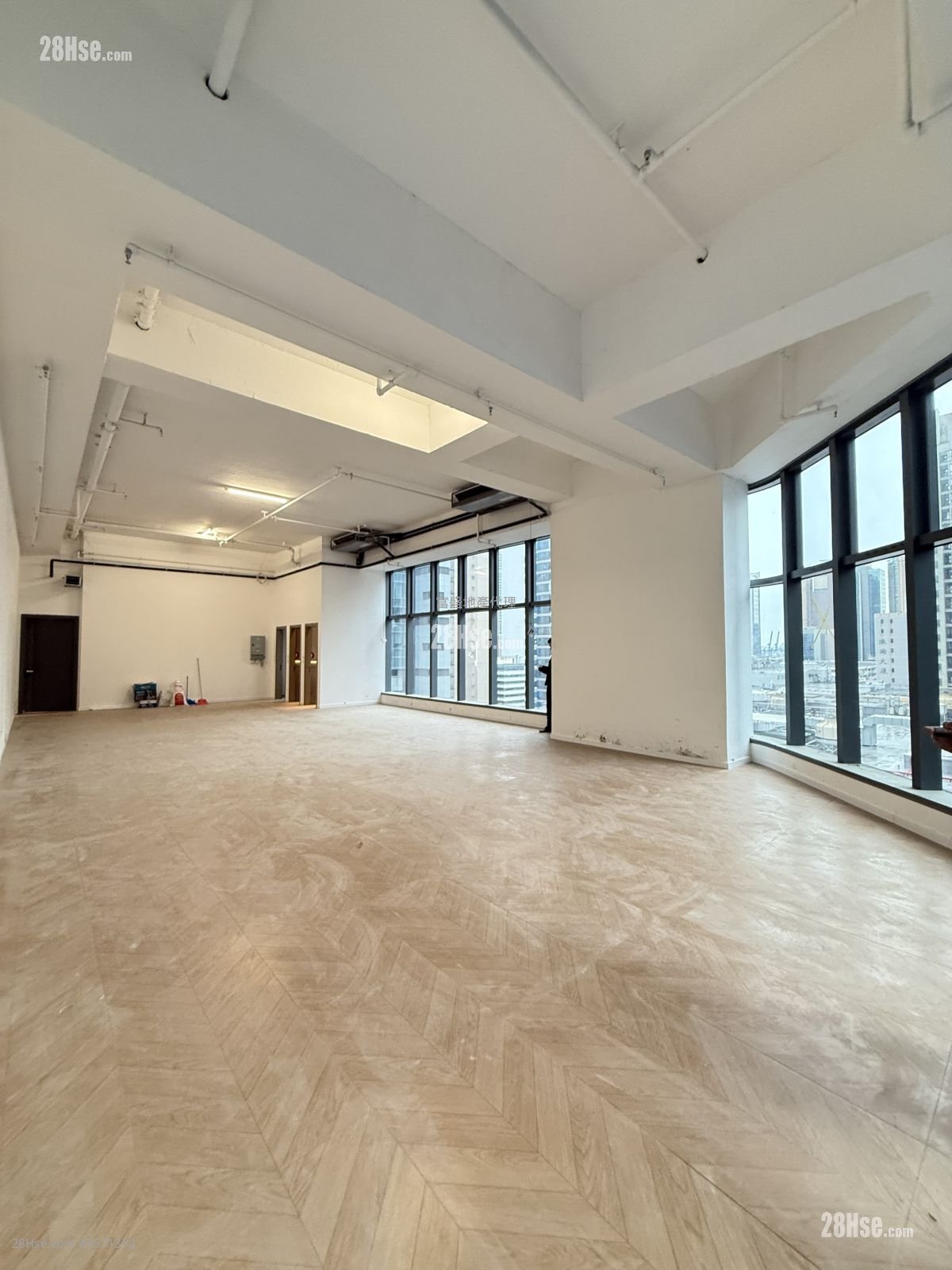 江博士中心 租盘 1 厕所 江博士中心 租盘 1 厕所