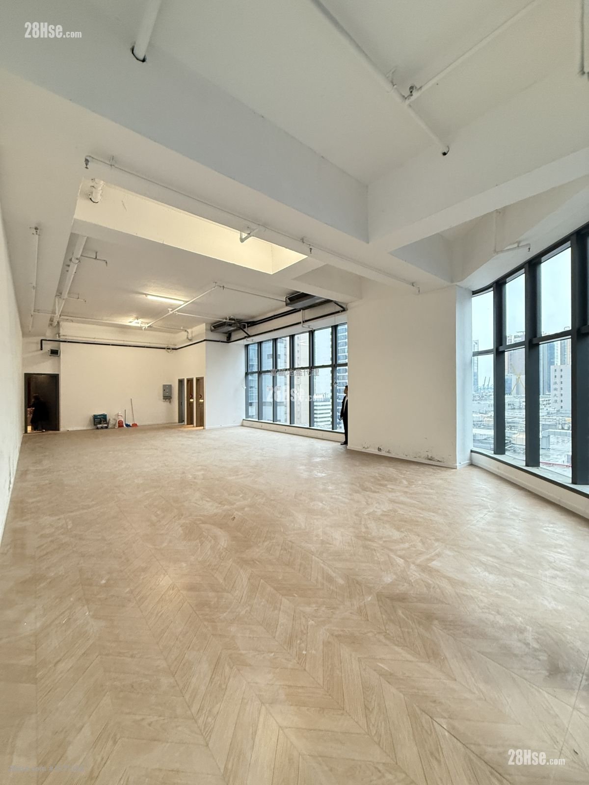 江博士中心 租盘 1 厕所 江博士中心 租盘 1 厕所