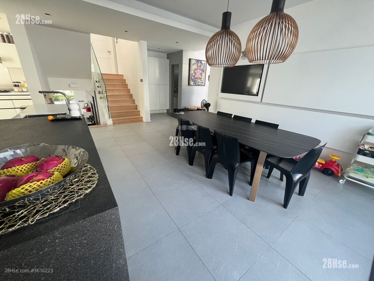 Hong Lok Yuen Sell 4 Bedrooms , 5+ Bathrooms 2,231 ft²