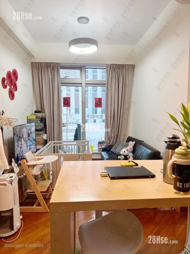 The Avenue Sell 2 Bedrooms , 1 Bathroom 515 ft²