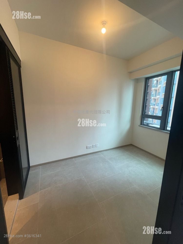 The Yoho Hub Sell 1 Bedroom , 1 Bathroom 325 ft² The Yoho Hub Sell 1 Bedroom , 1 Bathroom 325 ft²