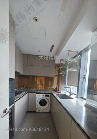 Homantin Hillside Rental 3 Bedrooms 826 ft² Homantin Hillside Rental 3 Bedrooms 826 ft²