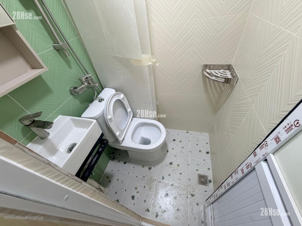 Man Fai Building Rental 1 Bedroom , 1 Bathroom 185 ft² Man Fai Building Rental 1 Bedroom , 1 Bathroom 185 ft²