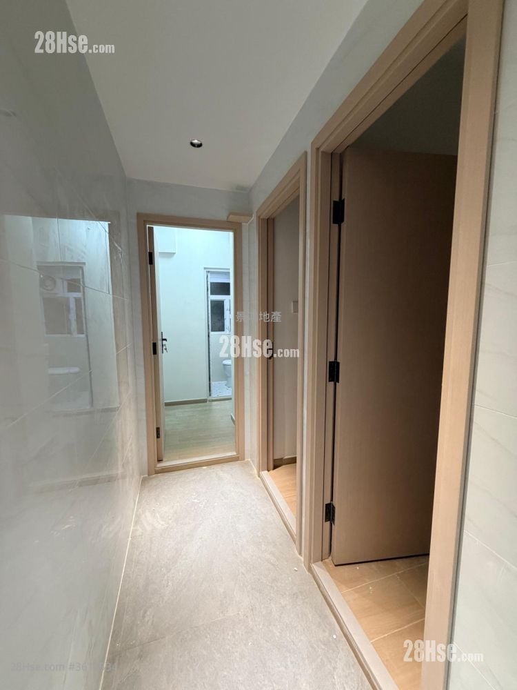 Man Fai Building Rental 1 Bedroom , 1 Bathroom 185 ft² Man Fai Building Rental 1 Bedroom , 1 Bathroom 185 ft²