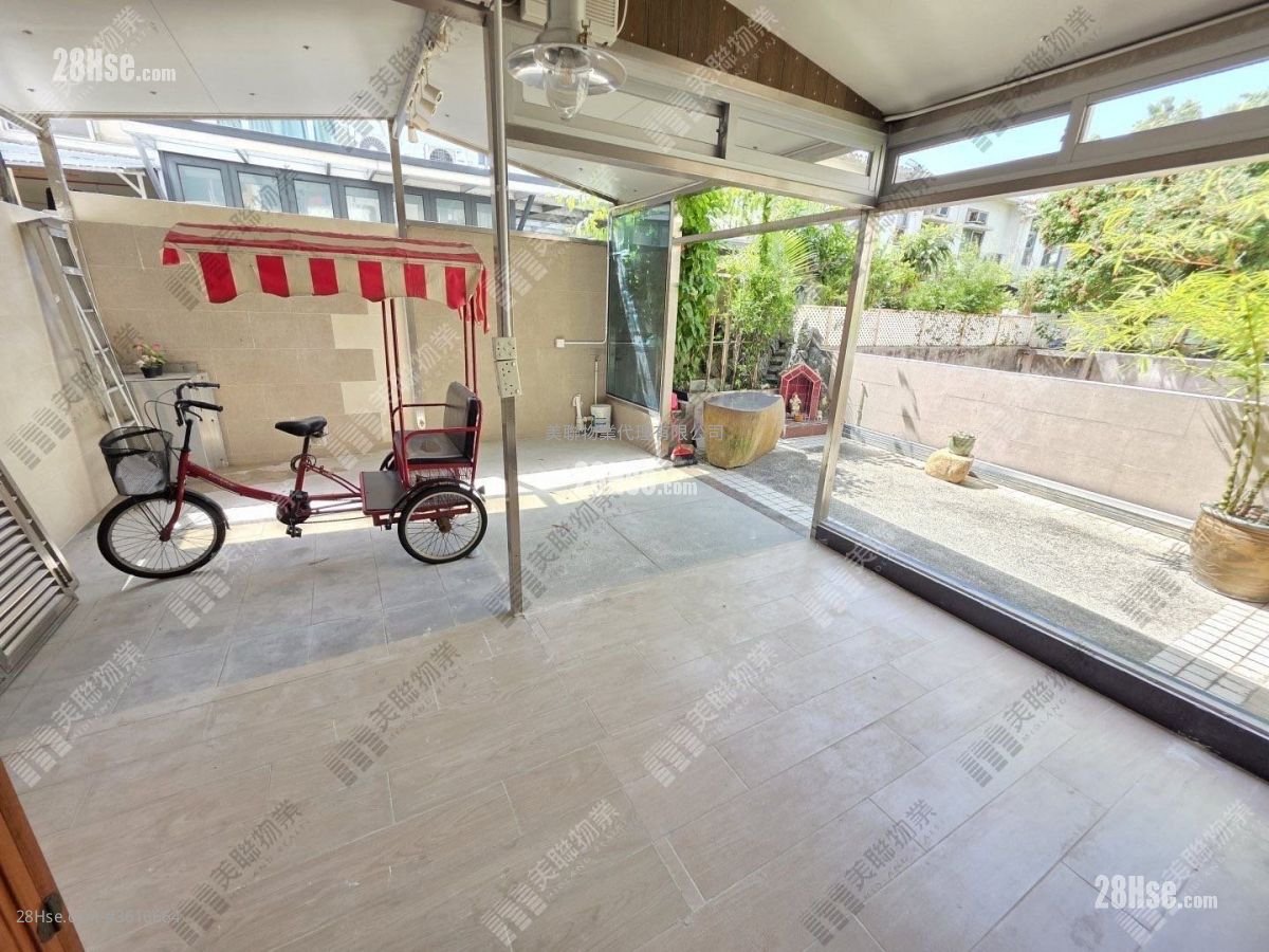 锦绣花园 售盘 3 房 , 2 浴室 962 平方尺 锦绣花园 售盘 3 房 , 2 浴室 962 平方尺