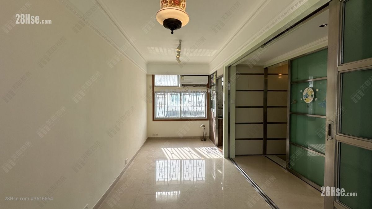 锦绣花园 售盘 3 房 , 2 浴室 962 平方尺 锦绣花园 售盘 3 房 , 2 浴室 962 平方尺