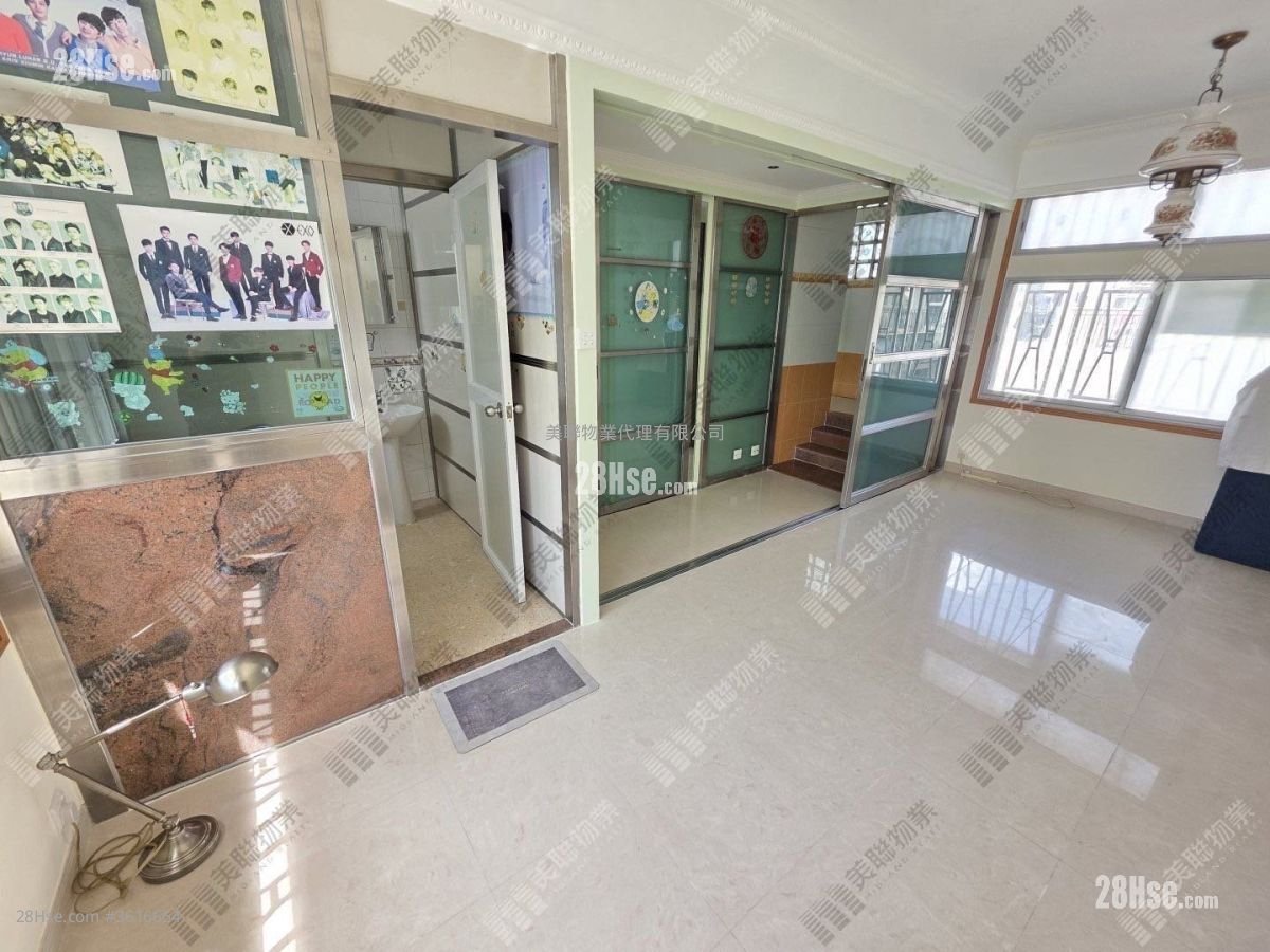 锦绣花园 售盘 3 房 , 2 浴室 962 平方尺 锦绣花园 售盘 3 房 , 2 浴室 962 平方尺