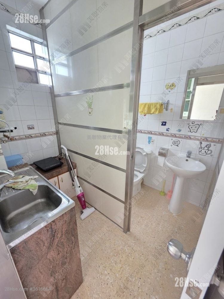 锦绣花园 售盘 3 房 , 2 浴室 962 平方尺 锦绣花园 售盘 3 房 , 2 浴室 962 平方尺