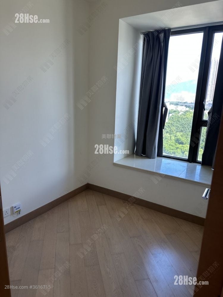 One Regent Place Rental 3 Bedrooms , 2 Bathrooms 860 ft² One Regent Place Rental 3 Bedrooms , 2 Bathrooms 860 ft²