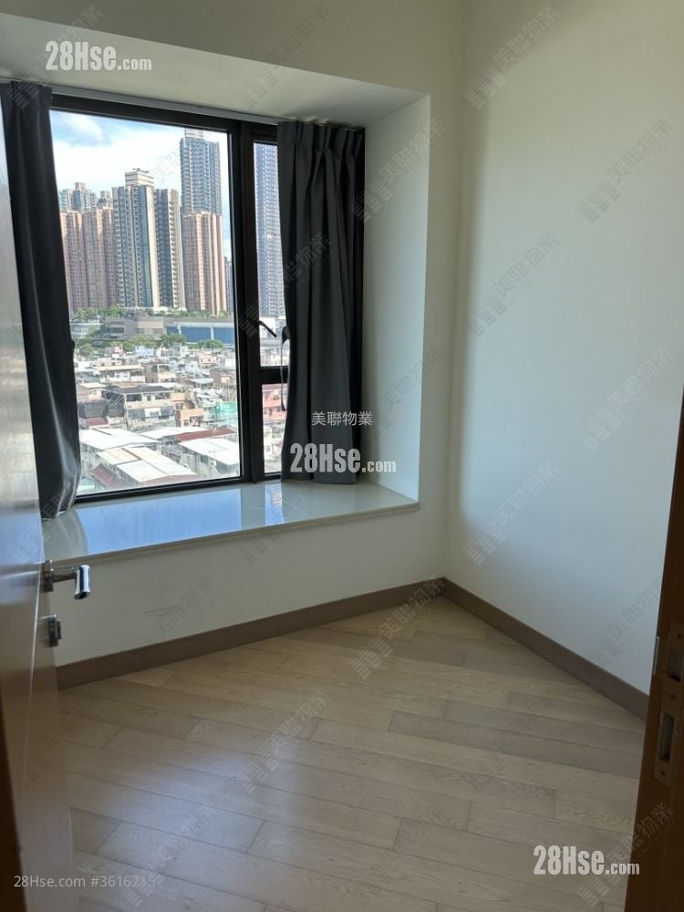 One Regent Place Rental 3 Bedrooms , 2 Bathrooms 860 ft² One Regent Place Rental 3 Bedrooms , 2 Bathrooms 860 ft²