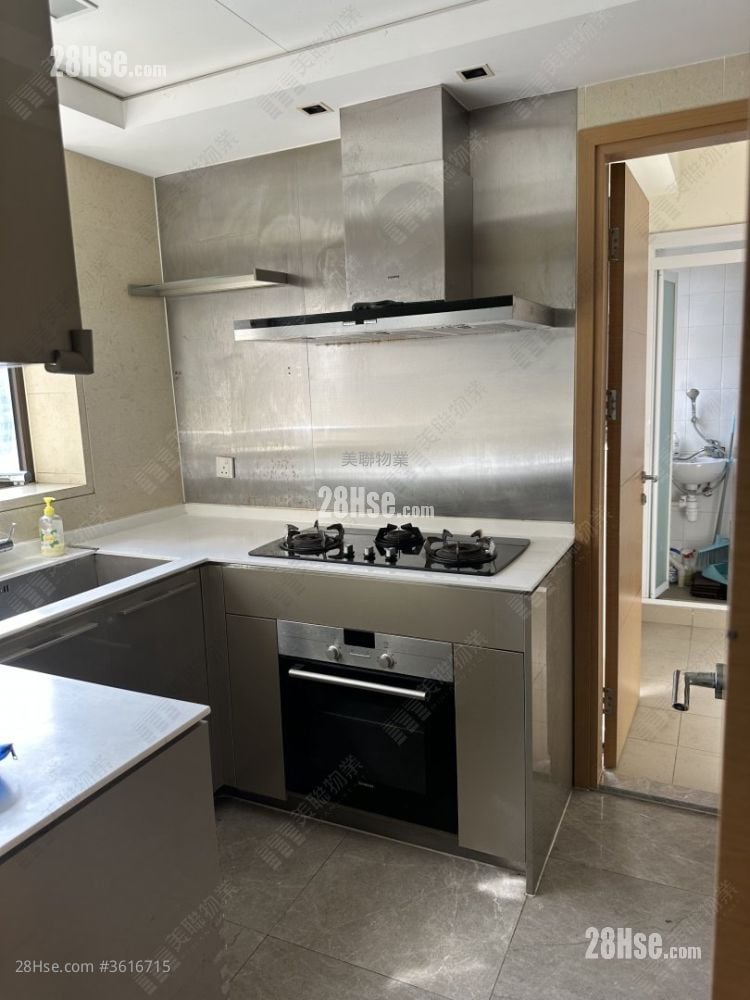 One Regent Place Rental 3 Bedrooms , 2 Bathrooms 860 ft² One Regent Place Rental 3 Bedrooms , 2 Bathrooms 860 ft²